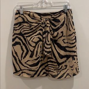 Super down tie front tiger skirt
